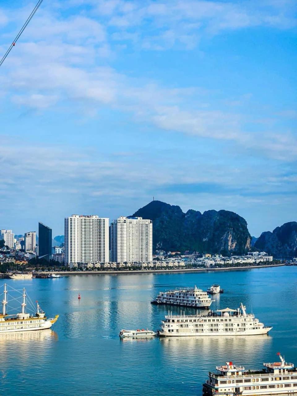 The 1108 Sapphire Ha Long Apartment Екстериор снимка